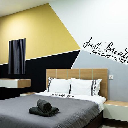 Southwest Designer Suite By D Imperio Homestay Penang Bayan Lepas Kültér fotó