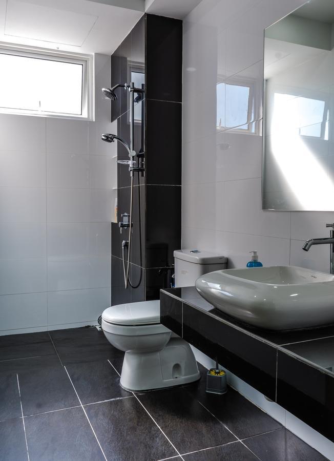Southwest Designer Suite By D Imperio Homestay Penang Bayan Lepas Kültér fotó