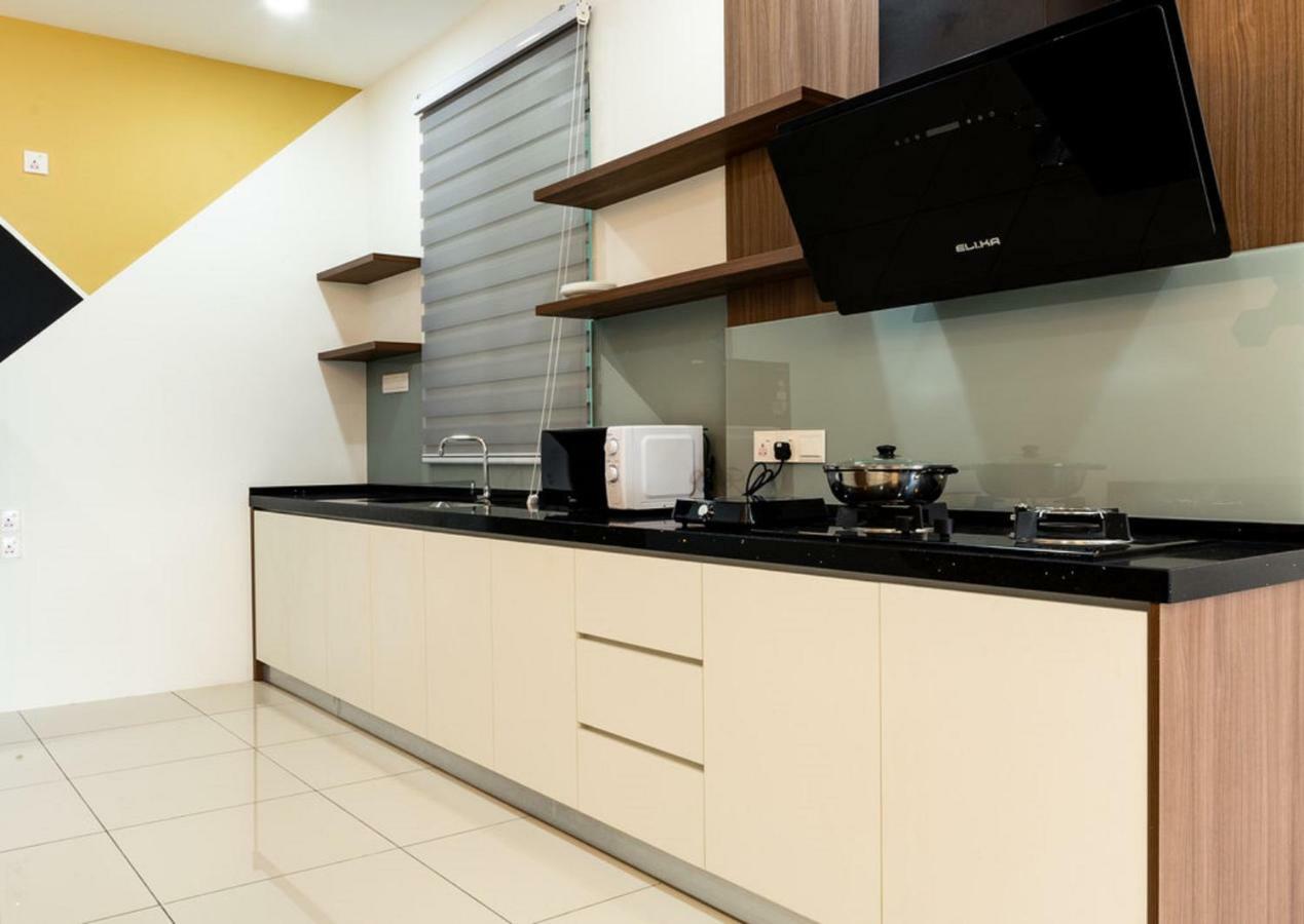 Southwest Designer Suite By D Imperio Homestay Penang Bayan Lepas Kültér fotó